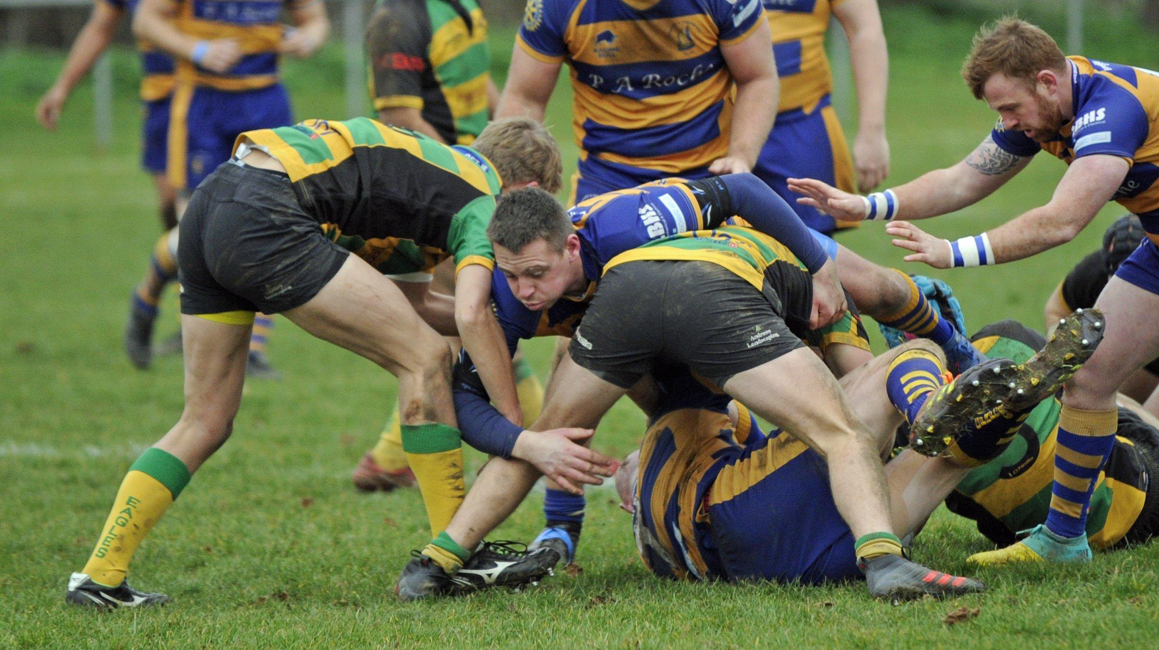 Gosport & Fareham (yellow/blue) v Effingham and Leatherhead at Dolphin Park. Picture: Ian Hargreaves