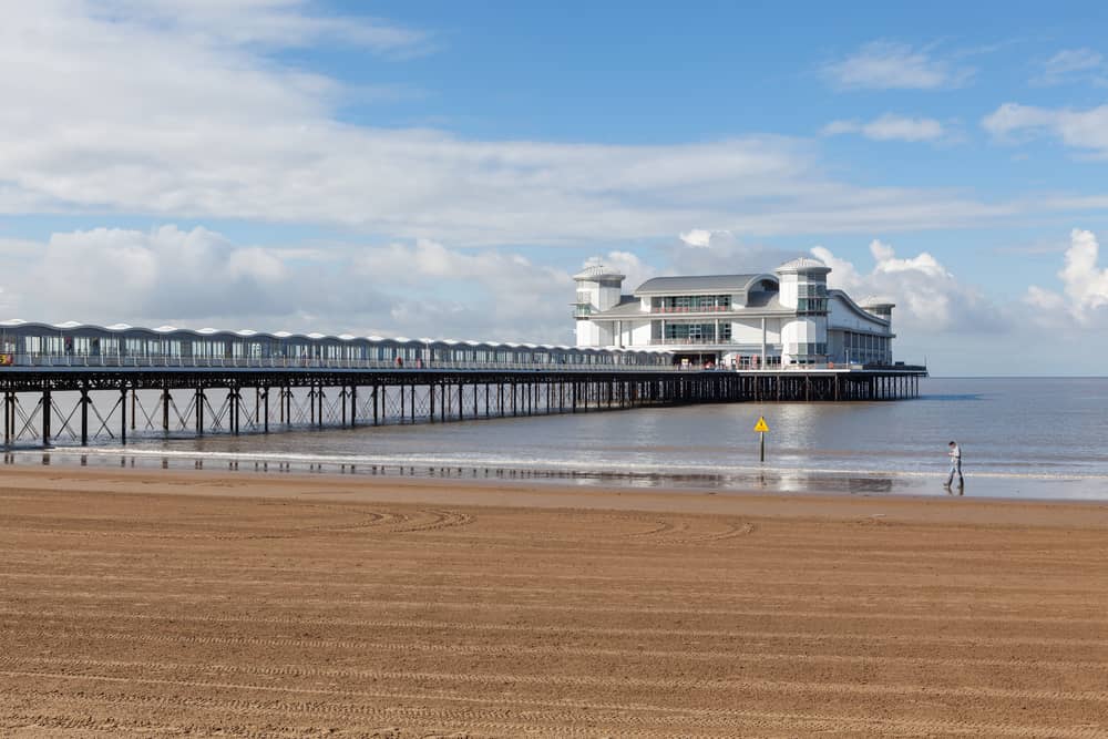 Swimmers have been urged to avoid 19 beaches across the UK due to serious health concerns. (Photo:  Andrew - stock.adobe.com)