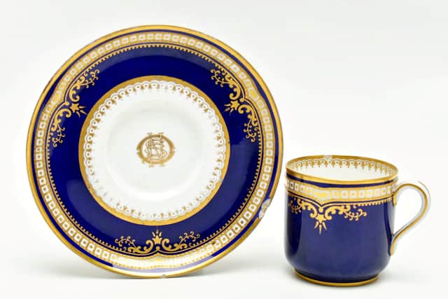 Titanic passengers broken coffee cup and saucer sells for £6k at auction - smashing ask price