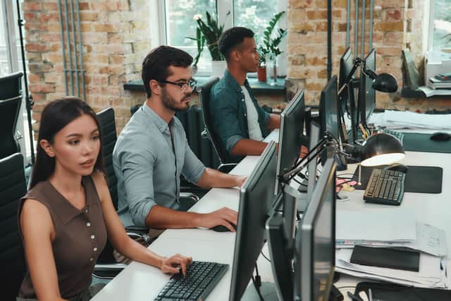 UK job vacancies fall for the ninth time in a row