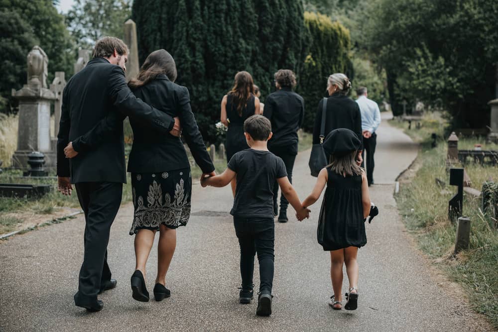 MP proposes law to guarantee paid bereavement leave after death of a loved one