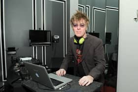 Andy Rourke, bassist for the Smiths, dies aged 59 after ‘lenghty’ battle with pancreatic cancer 