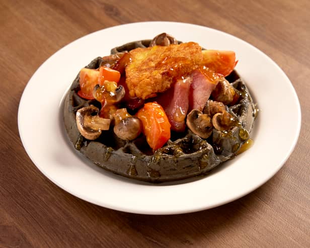 Black pudding and bacon batter, hash browns, tomatoes, mushrooms, with bacon and orange marmalade drizzle. Hampton by Hilton is trailaling limited edition British Breakfast Waffle Trio as part of its free hot breakfast included in every stay