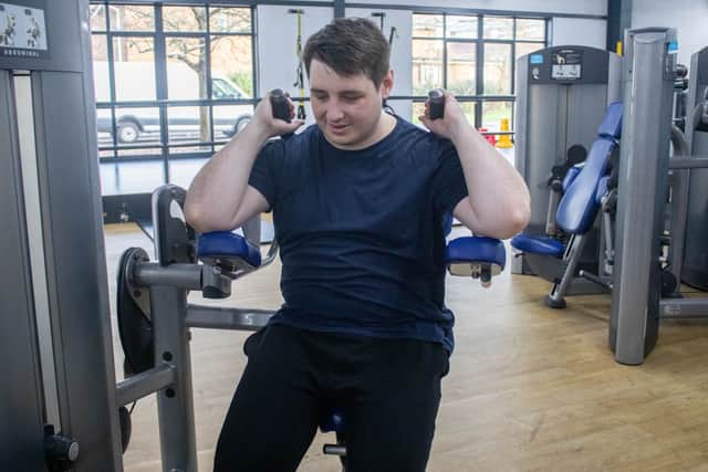 David George doing abdominal curls. (Picture: Habibur Rahman)