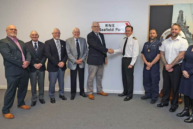 Veterans from RNSESA with Officer Commanding RNAESS, Cdr David Bartlett at HMS Sultan.