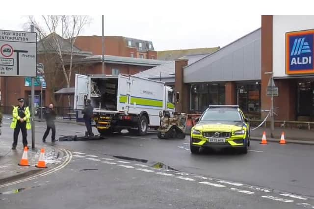 
Bomb disposal robot outside Aldi in Portsmouth. Pic: Stuart Vaizey

