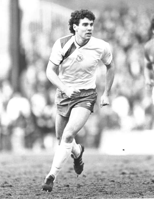 Paul Wood in action for Pompey at Charlton in March 1986.