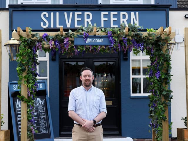Event photography at the Silver Fern Pub in Warsash, Southampton, East Sussex, UK.

Photograph by Sam Stephenson, 07880 703135, www.samstephenson.co.uk.