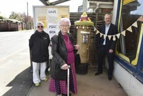 Maria Gay, along with other residents and Cllr. Paul Gray have been campaigning for a new post box to be installed after the old one at Stoke Post Office was closed down. The Royal Mail refused a number of times but after campaigning for less than a year the community has won. 