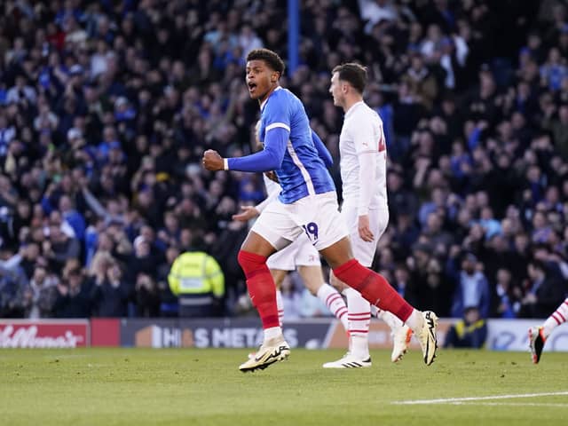 LIVE Pompey v Barnsley