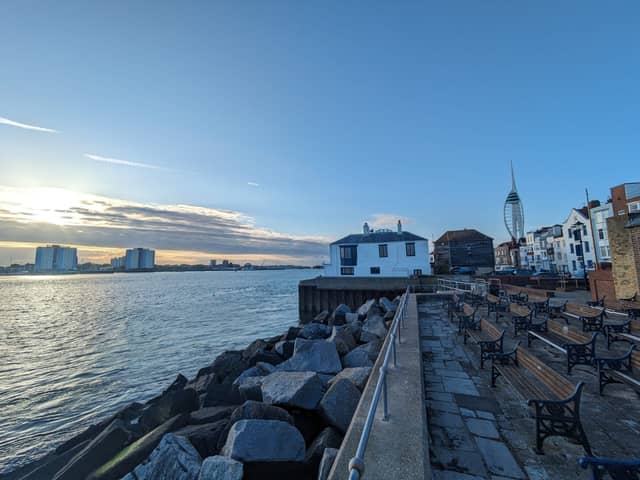 I visited a wonderful Old Portsmouth beauty spot to enjoy an peaceful seafront view at sunset.