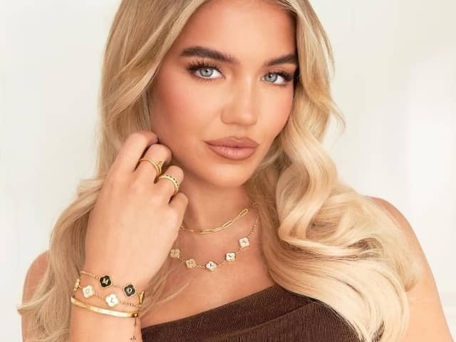 'Love Island' star Molly Smith has launched a jewellery line in collaboration with Abbott Lyon. Here's our 8 best picks from the collection. Photo by Instagram/mollysmith19.