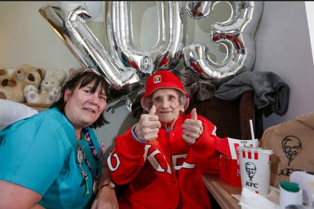 Eileen Veysey celebrates her 103rd birthday with a KFC