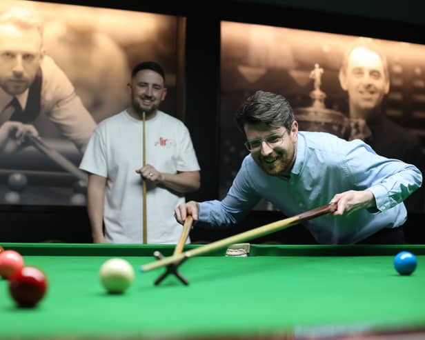 Portsmouth Singles Champion, Nick Fegan, showed me the ropes at Waterlooville Sports Bar