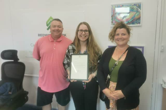 A teacher at Redwood Park Academy has been sent a letter from the King for her dedication to her pupils.