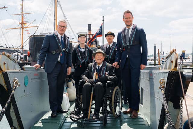 Veteran Len Chivers with Stephen Morgan and Keir Starmer