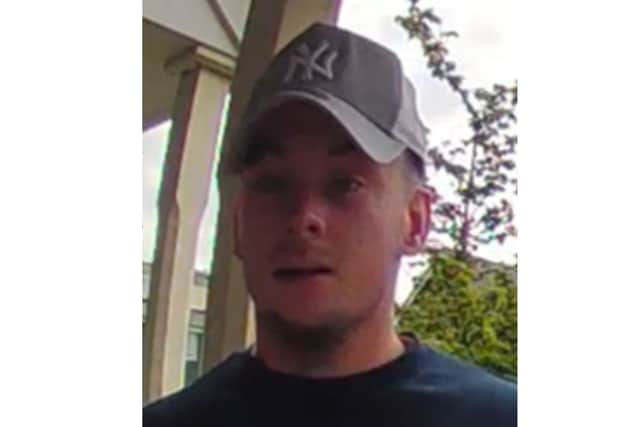 The police have launched an appeal after residents have been scammed after selling items online. 