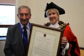 Alderman Arthur Mandry has died at the age of 87. Fareham Borough Council has paid tribute to him and celebrated his remarkable achievements. 