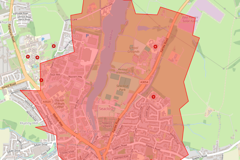 This makes the size of the Reading Festival site even more unusual when you take into account that the estimated size of the Isle of Wight Festival at Seaclose Park, Newport is said to be 120 acres; twenty more acres than Little John’s Farm. This year’s Isle of Wight Festival was headlined by The Prodigy, Pet Shop Boys and Green Day.