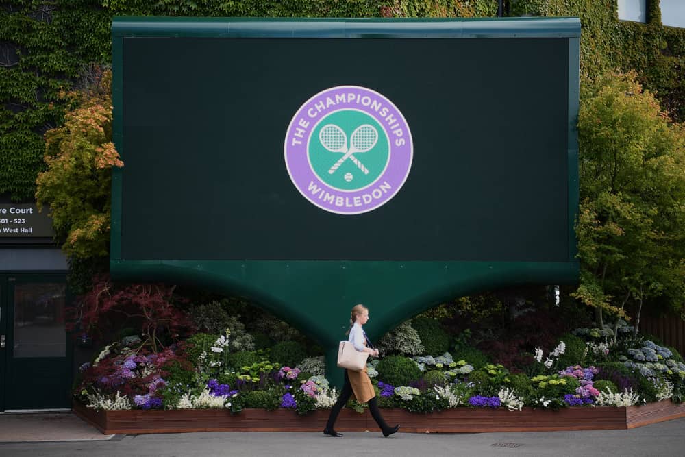 As the first round of Wimbledon begins, where in London and other city centres can you catch all the action on big screens? (Credit: Daniel Leal/AFP/Getty)