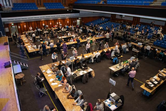 The count has started at the Portsmouth Guidlhall to determine the Portsmouth North and South General Election results. 

Pictured - Ballot Boxes are arriving 

Photos by Alex Shute