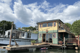 The listing said: "Purplebricks is delighted to offer to market this fantastic bespoke Houseboat Ancasta, as featured on TV." 