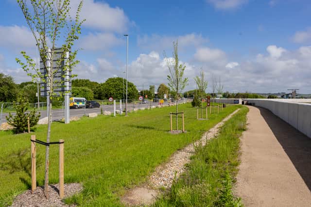 Eastern Road coastal path has been reopened in the latest step of the Southsea Sea Defences project.