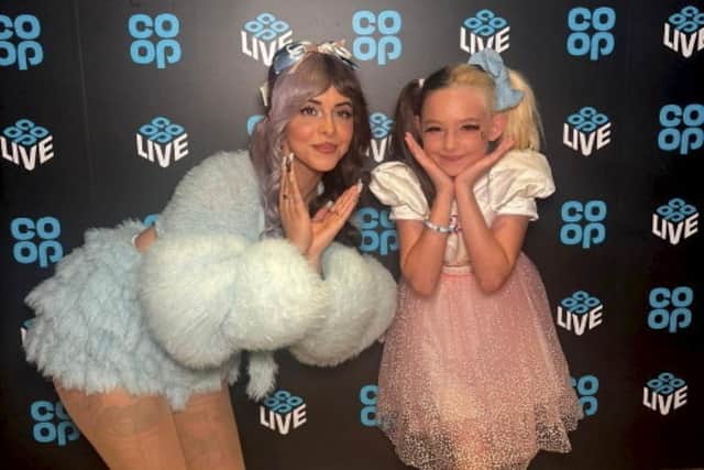 Young Evie Smith meets her hero Melanie Martinez