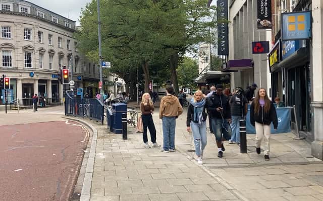 Shoppers in Commercial Road, Portsmouth