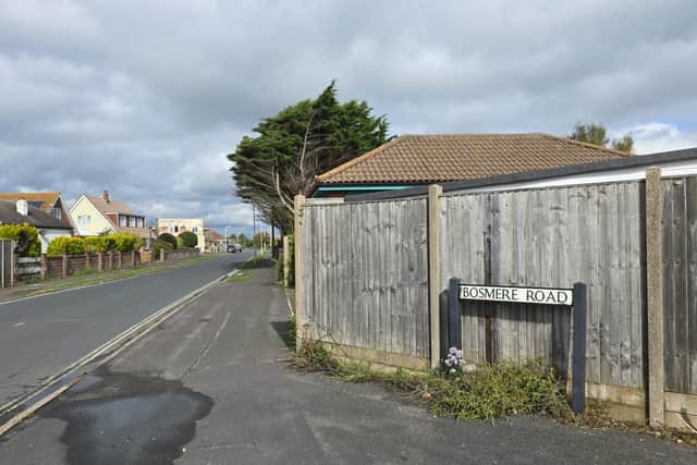 It was reported that the tornado hit the Bosmere Road area of Hayling Island.