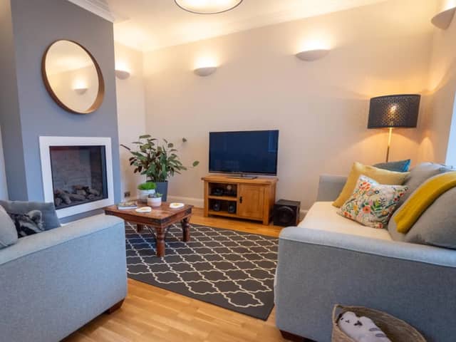 This property is in a sought after area and has close links to the M275 and public transport. 