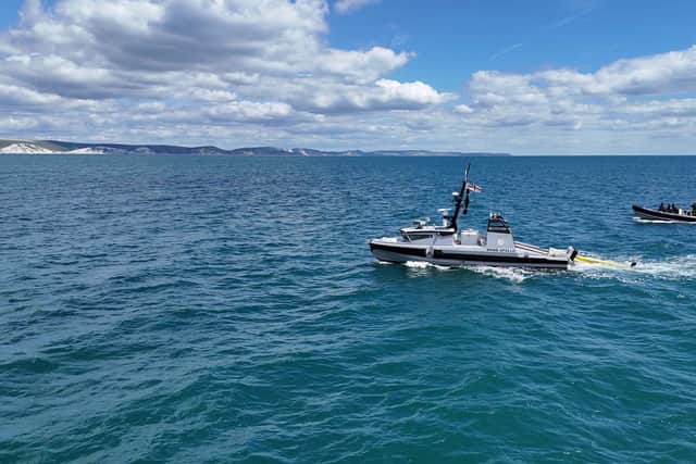 The MASTT worked with RNMB Apollo, a fully autonomous mine-hunting vessel.