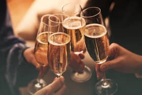 Mixologists share tips and tricks for Christmas drinks (Photo: New Africa - stock.adobe.com)