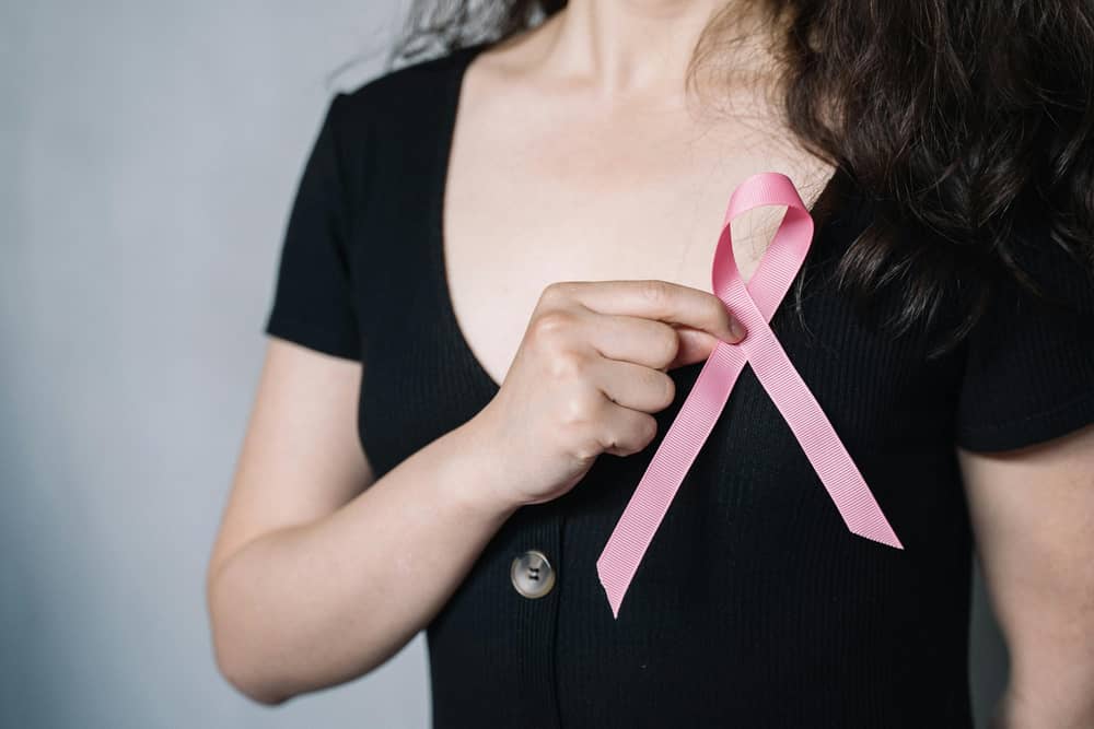 These are the red flag breast cancer symptoms you should look out for.