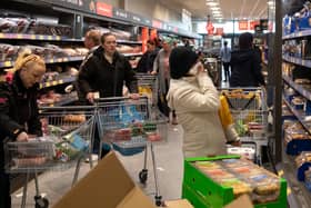 Shoppers in an Aldi supermarket in March 2020 (Photo: Dan Kitwood/Getty Images)