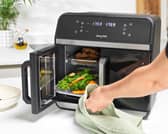 The dual doors of the XL Air Fryer Oven make access really easy 