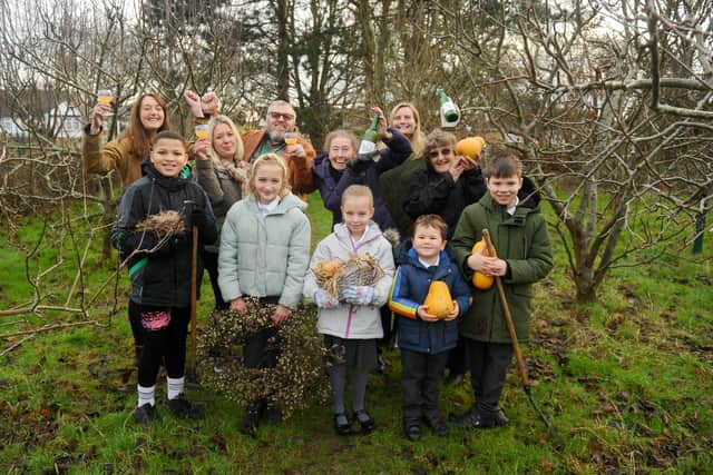 Wicor Primary School received a positive result in their recent Ofsted report.


Pictured is:  (back l-r) Liz Brignall, Year 6 teacher, Louise Moreton, horticulturalist, Mark Wildman, headteacher, Barbara Cooper, volunteer, Suzy Gage, LSA and Margaret Gillmore, volunteer, with (front l-r) Junior Ubah (10), Evelyn Wilkins (9), Isla Bouwens (7), Henry Burtenshaw (4) and Oliver Banks (10).

Picture: Sarah Standing (100125-1438)