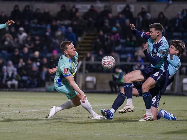 LIVE Wycombe v Pompey