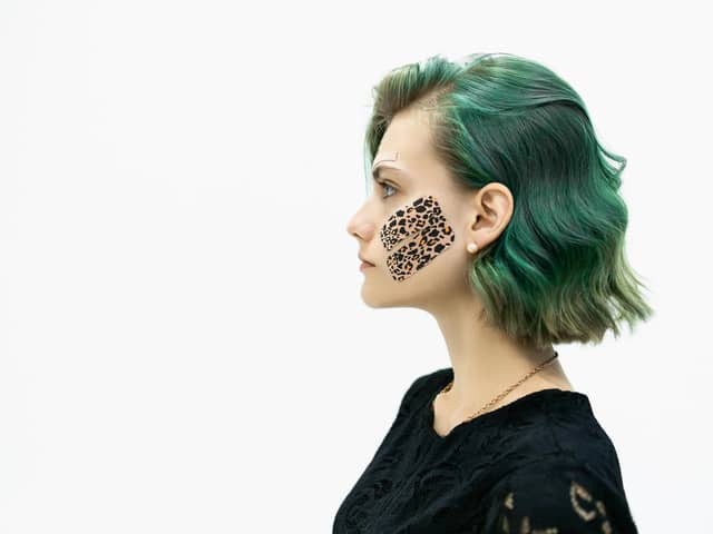 Face taping can temporarily smoothing skin and visibly reduce fine lines.