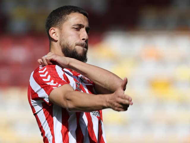 Pompey confirmed the arrival of Adil Aouchiche on Friday.