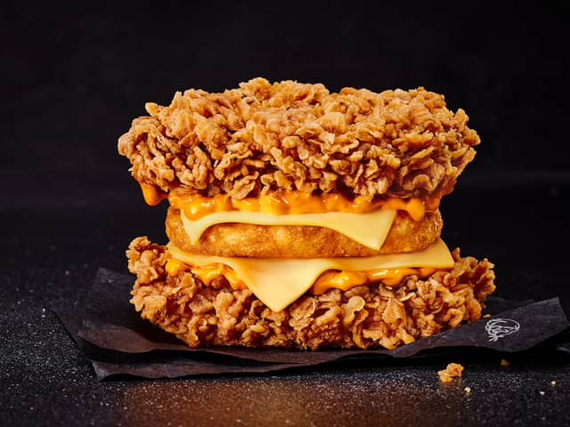 KFC: Iconic bunless burger makes a return to restaurants with a spicy kick (Photo: KFC)