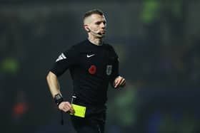 Will Finnie is the referee for Oxford United against Pompey. 