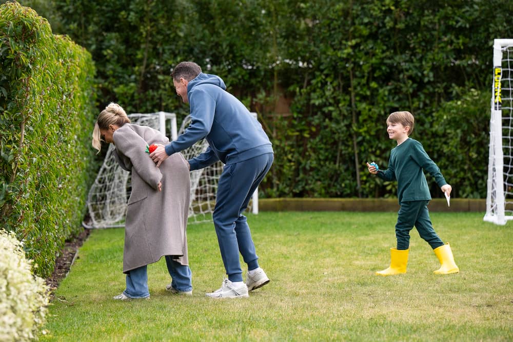 Formula for Fulfilled Kids = Good Nutrition + Quality Time + Outdoor Play!