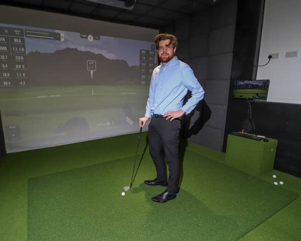 Having not held a club in two years, I tried the new golf sim at Par Society in Hilsea. Despite some rustiness I managed not to break anything.