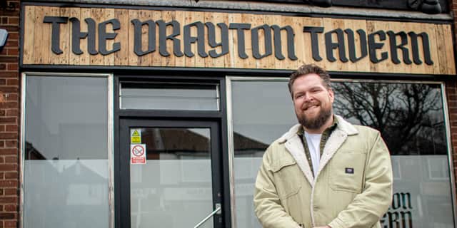 The Drayton Tavern is a new dog friendly alehouse serving craft beer and ales, wines and spirits.
