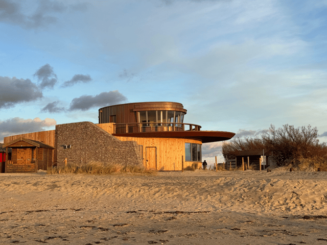 West Wittering Beach is celebrating the completion of a brand new lifeguard and safety hub. 