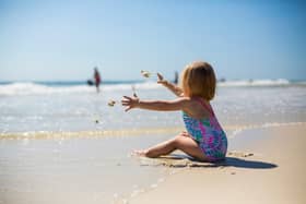 Babies and young children can become ill during very hot weather, this is how you can help them cool down.
