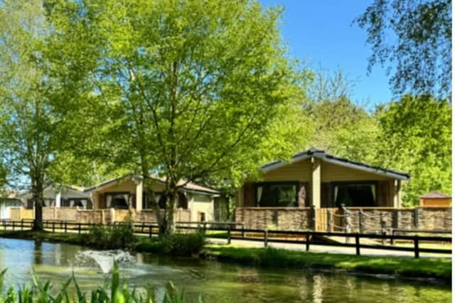 The perfect family getaway - Relax at the Sherwood Castle luxury lodge, hot tub and prosecco from £199