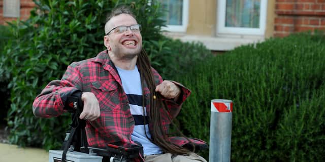 Mikey Osbourne (37) from Portsmouth, is severely disabled after drug misuse in 2013 which left him with a brain injury. Mikey is taking on a charity static bike ride cycling 60-80 miles at the Mountbatten Centre on Wednesday 21st May raising money for Headway.