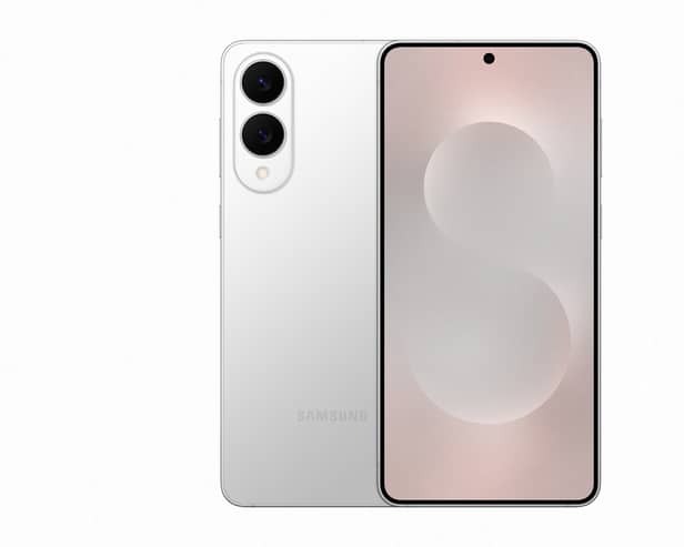 Samsung Galaxy S25 Edge – the ultra-slim flagship phone with edge-to-edge display and Galaxy AI